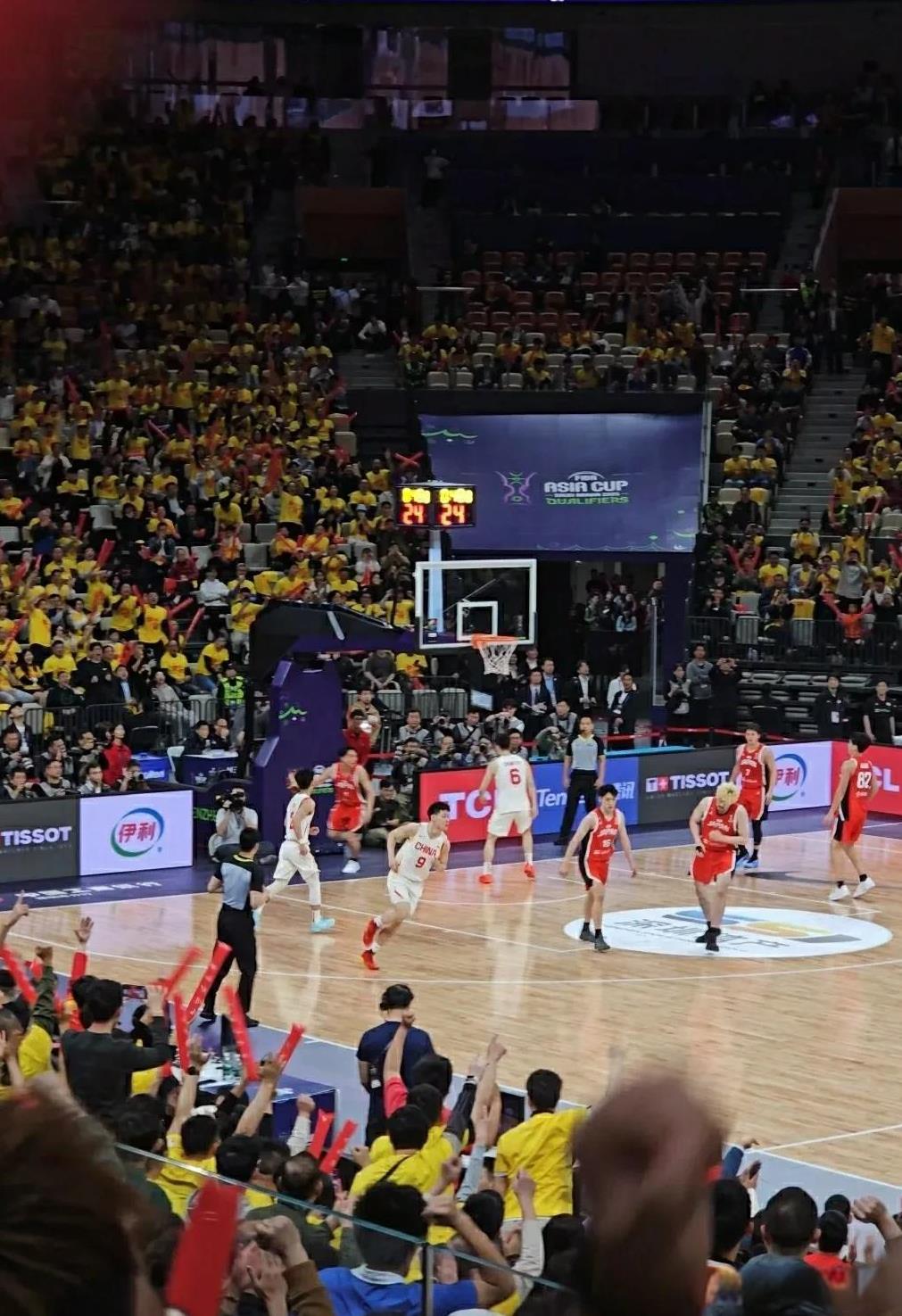 关键时刻欧冠传出新动向，山东男篮外线爆发，管理层表态：球迷炸锅，更衣室氛围转暖的简单介绍-s15全球总决赛